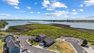 1300 W Marina Dr Unit 12, Moses Lake, WA 98837