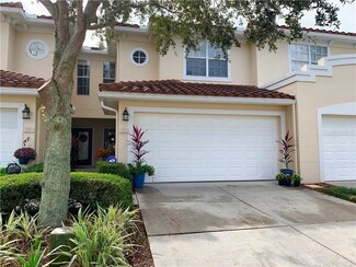 152 Valencia Cir, Saint Petersburg, FL 33716