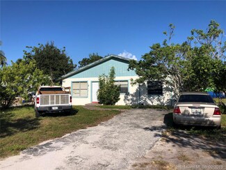6220 N Dixie Hwy, Boca Raton, FL 33487