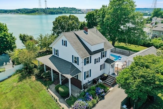 9 Aspinwall Ave, North Weymouth, MA 02191