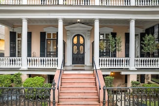128 Wentworth St Unit 5, Charleston, SC 29401