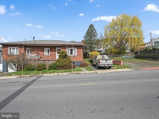 560 E Norwegian St, Pottsville, PA 17901