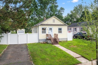 1775 W 5th St, Piscataway, NJ 08854