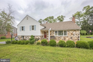 146 Wooded Ln, Villanova, PA 19085