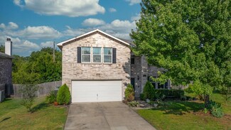 909 Collins Blvd, Cedar Hill, TX 75104