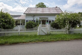 130 Laten Knight Rd, Cranston, RI 02921