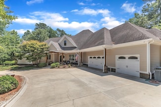 1004 Tobiano Ln, Raleigh, NC 27614