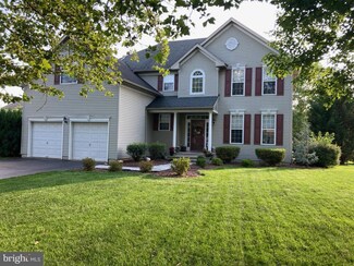 11 Carla Way, Lawrence Township, NJ 08648