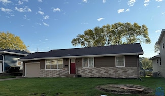 2630 S Saint Marys St, Sioux City, IA 51106