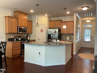 747 Silver Stream Ln, Cary, NC 27519