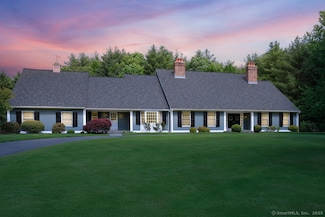 16 Oak Bluff, Avon, CT 06001