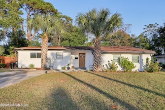 409 Sailfish Dr E, Atlantic Beach, FL 32233