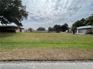 126 Friendly Cir, Sebring, FL 33876