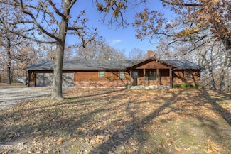 4642 Dolphin Dr, Joplin, MO 64804