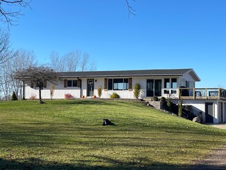 75512 County Road 665, Lawton, MI 49065