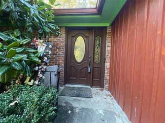 2765 Rollingwood Ln SE, Atlanta, GA 30316