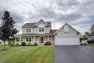32 Trestle Trail, North Chili, NY 14514