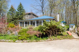 4919 Terrace Ln, Watervliet, MI 49098