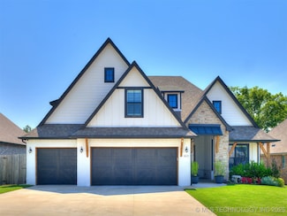 809 N 89th St, Broken Arrow, OK 74014