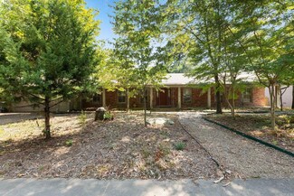 2908 Justin Matthews Dr, North Little Rock, AR 72116