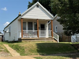 4455 Itaska St, Saint Louis, MO 63116