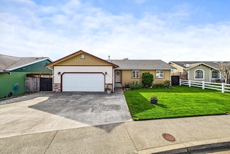 274 Senestraro Way, Fortuna, CA 95540