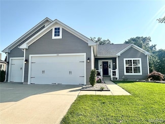 153 Carlton Point Dr, Wentzville, MO 63385