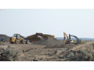 0 Hogback Rd Unit 23241647, Plush, OR 97637