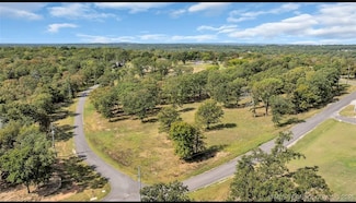 5 E Scissortail, Sulphur, OK 73086