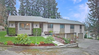 5017 96th St E, Tacoma, WA 98446