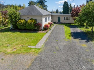 502 N 13th St, Elma, WA 98541