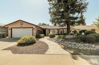 5249 W Sussex Way, Fresno, CA 93722