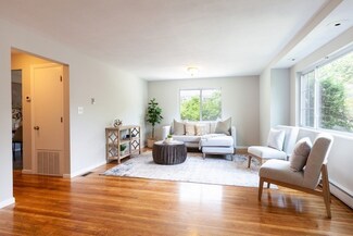 26 Summit St Unit 1, Newton, MA 02458