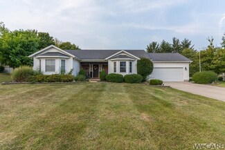 1122 Poppy Dr, Wapakoneta, OH 45895