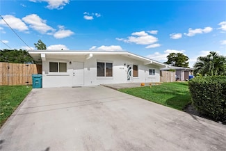 6129 Hogan Creek Rd, Margate, FL 33063