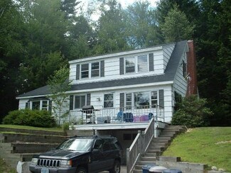 421 N Stark Hwy, Weare, NH 03281