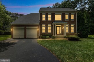 9653 Sherman Oaks Ct, Fairfax, VA 22032