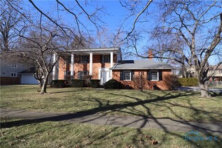 930 Bexley Dr, Perrysburg, OH 43551