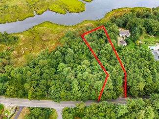 150 Cromesett Rd, Wareham, MA 02571