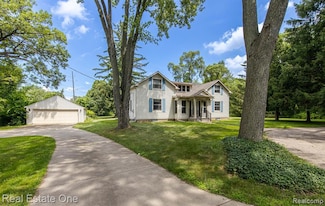 727 Romeo Rd, Rochester, MI 48307