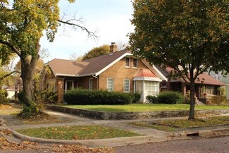 1741 Melrose St, Rockford, IL 61103