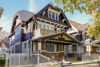 2735 N 39th St Unit 2737, Milwaukee, WI 53210