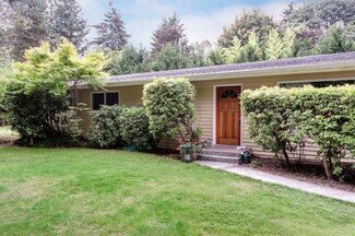 5619 NE 193rd St, Kenmore, WA 98028
