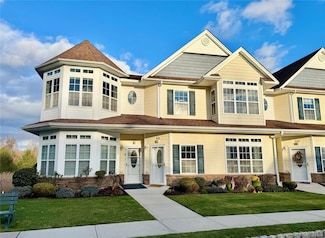 808 Egrets Landing, Carmel, NY 10512