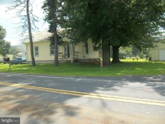 898 Rock Rd, Pine Grove, PA 17963