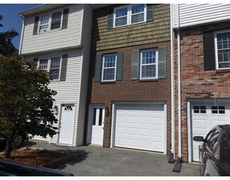 96 Roper St Unit 96B, Lowell, MA 01852
