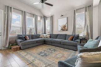 333 Barrel Bend, Andice, TX 78628