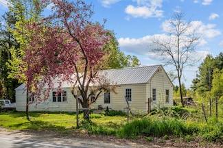 138 Main St, Brownfield, ME 04010