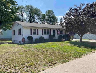 18 Dudley St, Nashua, NH 03060