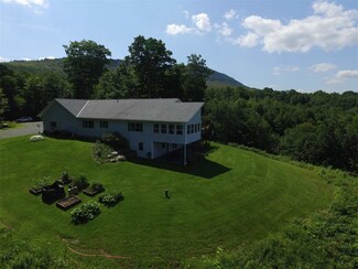 201 Sand Hill Heights, Morrisville, VT 05661